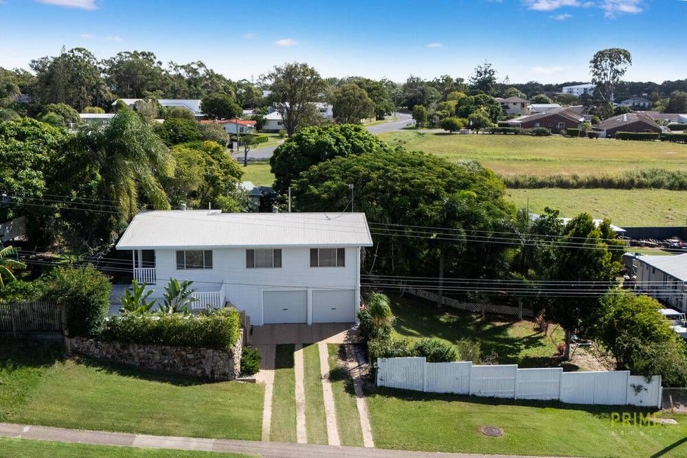 27 Bideford Street, Torquay, QLD 4655
