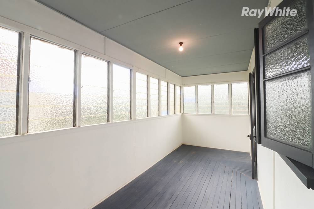 21 Bowen Street, WOODEND, QLD 4305