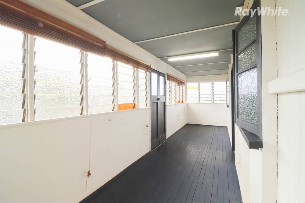 21 Bowen Street, WOODEND, QLD 4305