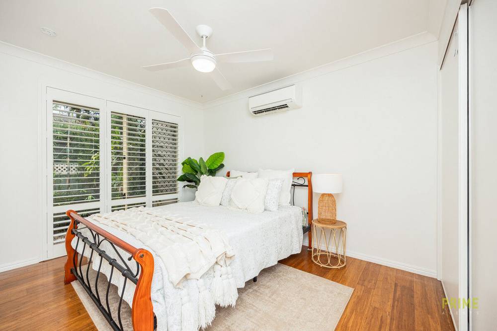 54 Long Street, Point Vernon, QLD 4655