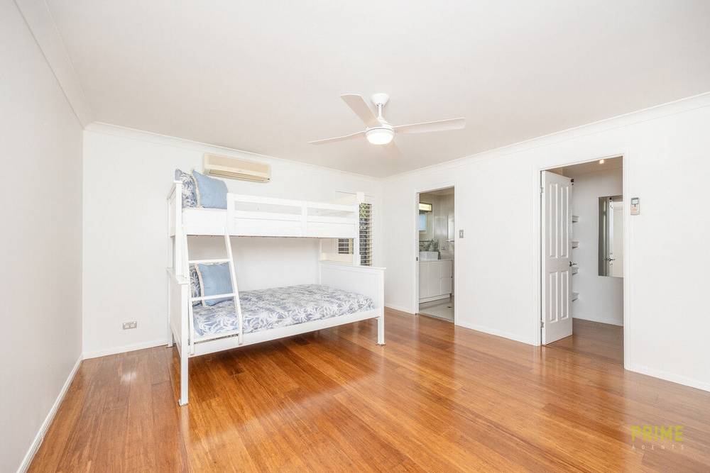 54 Long Street, Point Vernon, QLD 4655
