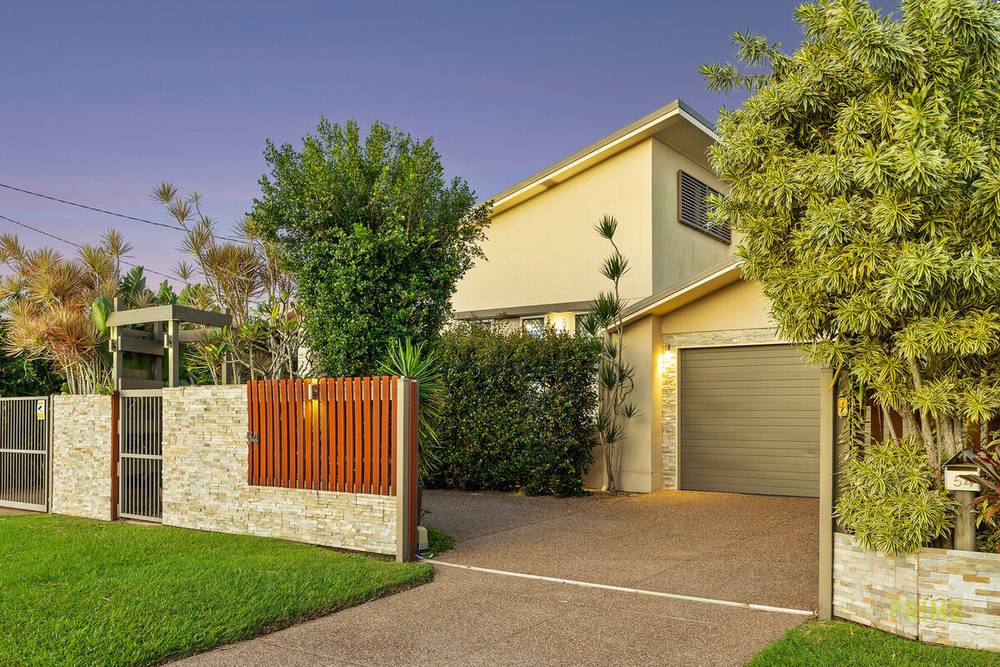 54 Long Street, Point Vernon, QLD 4655