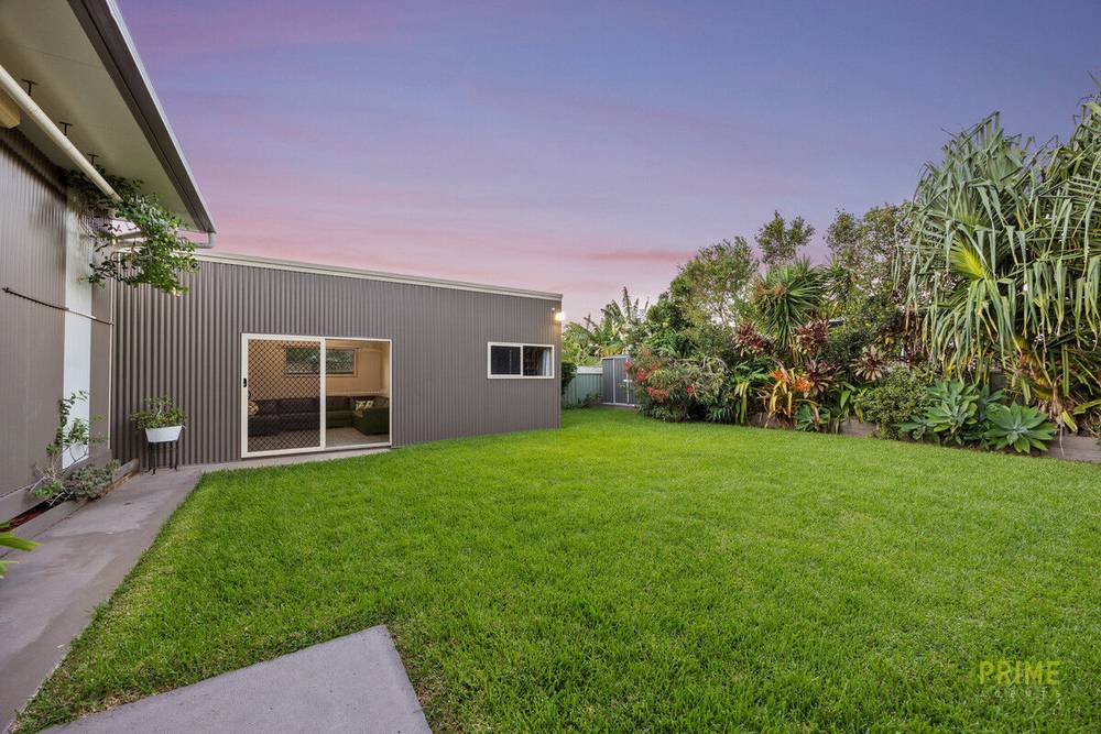 54 Long Street, Point Vernon, QLD 4655