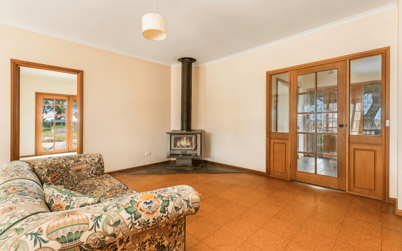 1536  Glen Emu Road, BALRANALD, NSW 2715