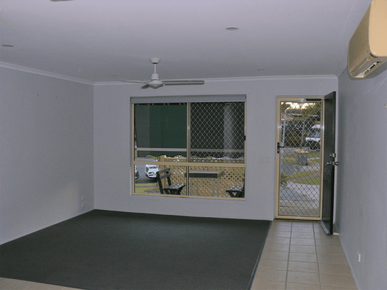 1/9 Fonda Place, OXENFORD, QLD 4210