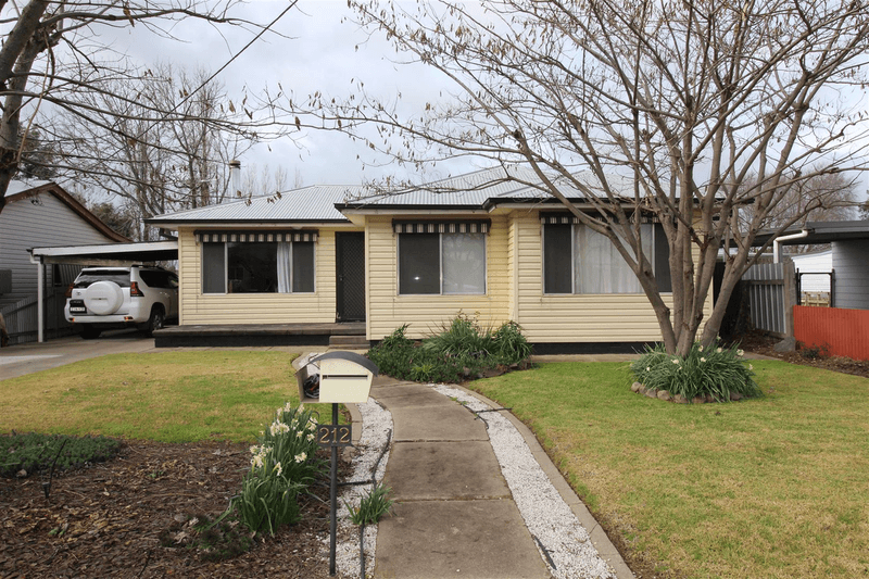 212 Hovell Street, Cootamundra, NSW 2590