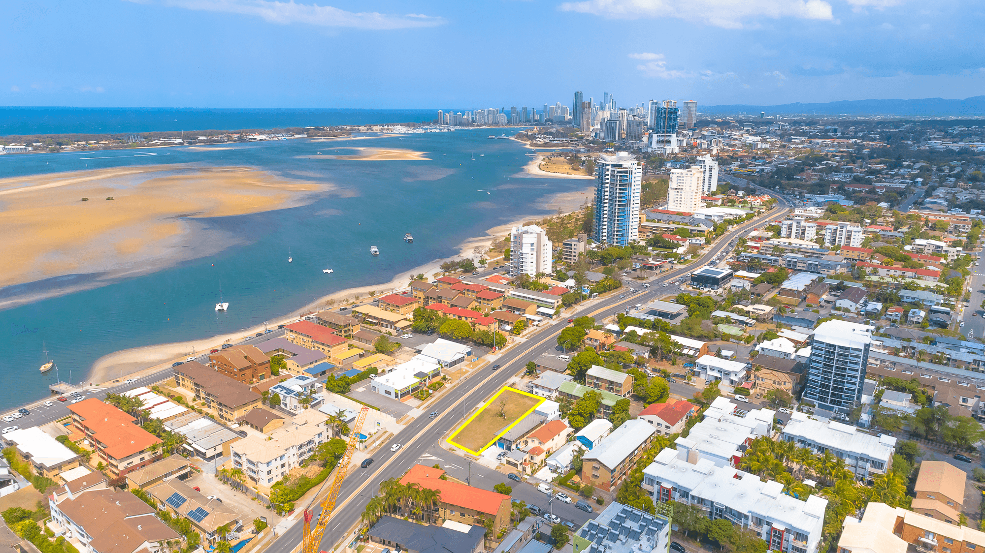 98 Frank Street, LABRADOR, QLD 4215