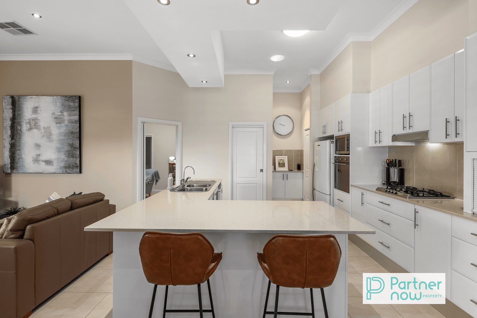 10 Kalinda Place, TAMWORTH, NSW 2340