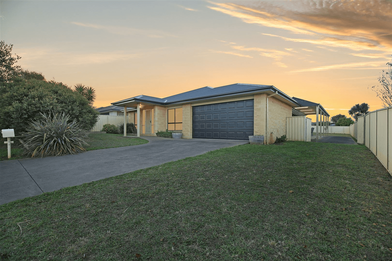 13 Eleanor Court, Leongatha, VIC 3953