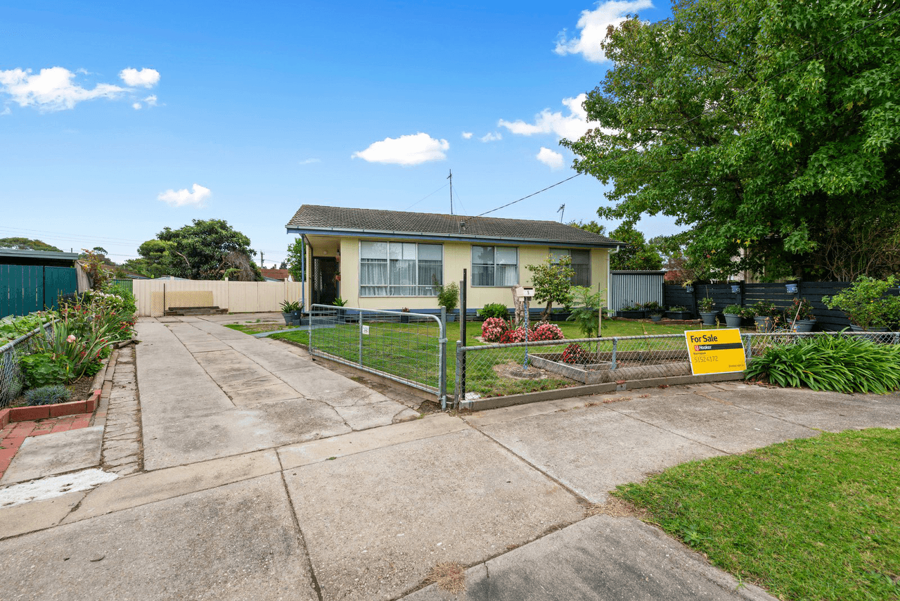 5 Flett Court, EAST BAIRNSDALE, VIC 3875