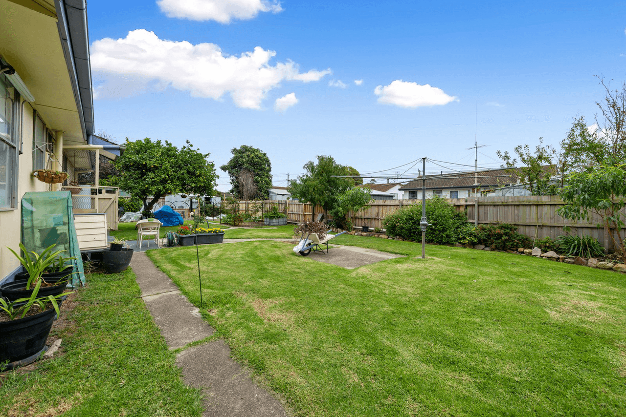 5 Flett Court, EAST BAIRNSDALE, VIC 3875