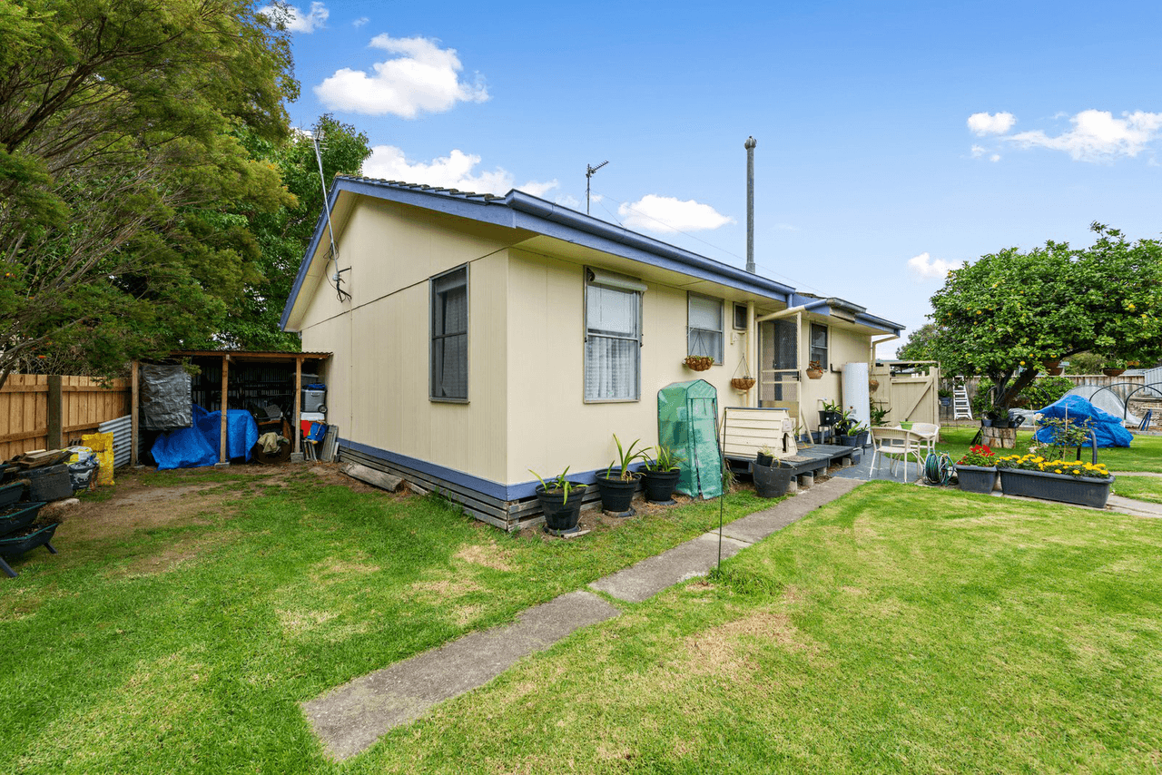 5 Flett Court, EAST BAIRNSDALE, VIC 3875