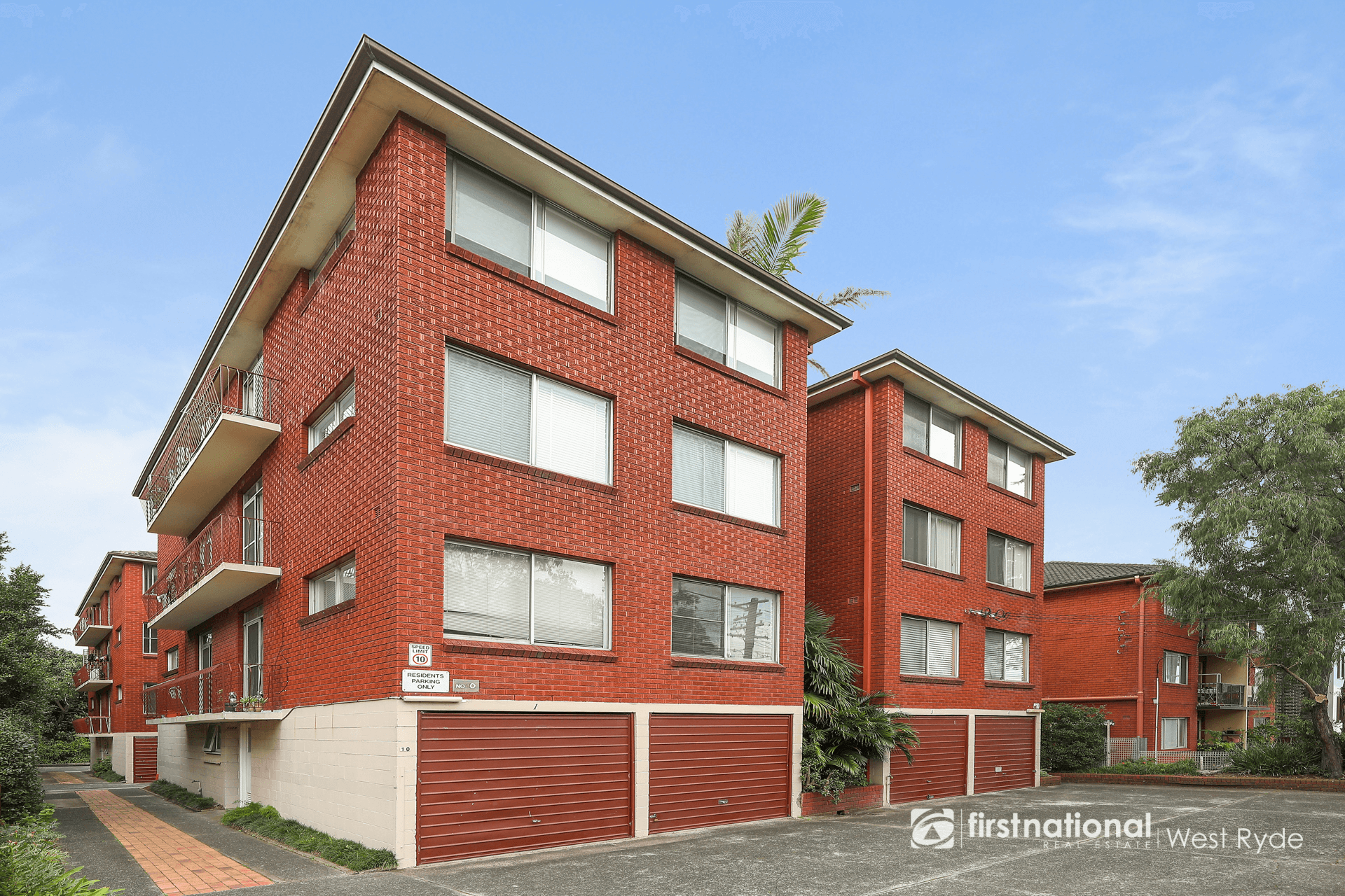 17/10 Bank Street, Meadowbank, NSW 2114