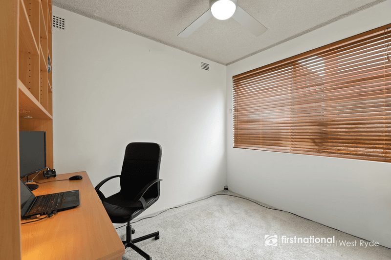 17/10 Bank Street, Meadowbank, NSW 2114