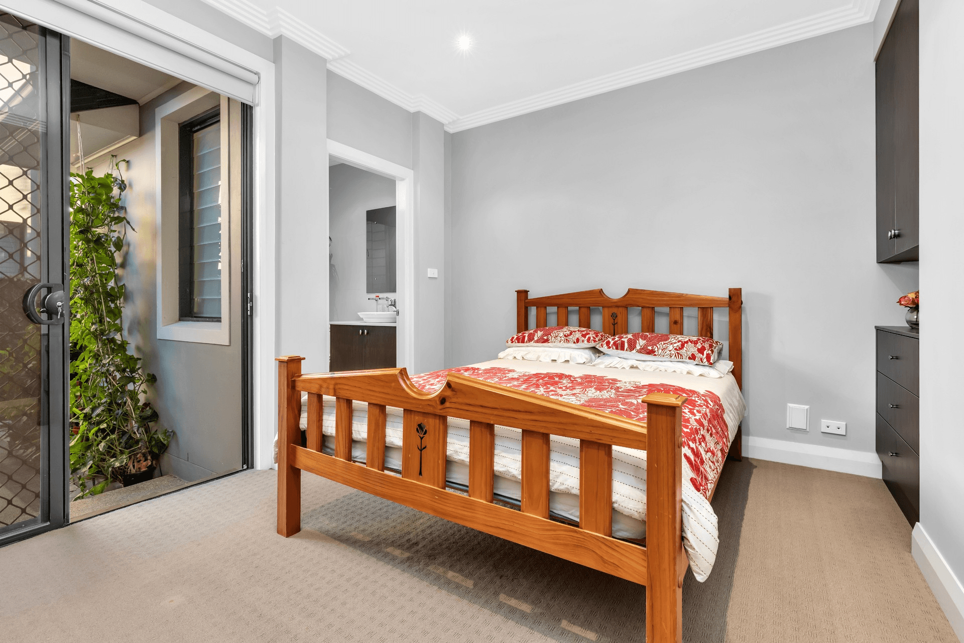 15 Waterfall Crescent, Bella Vista, NSW 2153