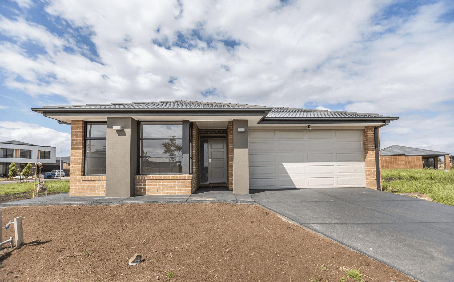 10 Rainwater Drive, Lyndhurst, VIC 3975