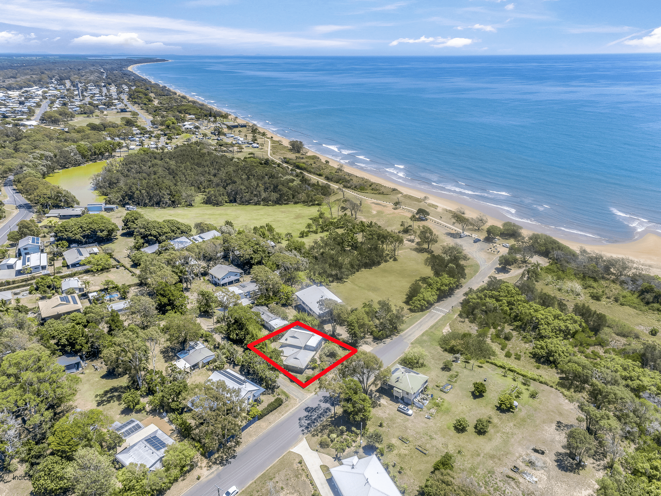 15 Lassig St, Moore Park Beach, QLD 4670