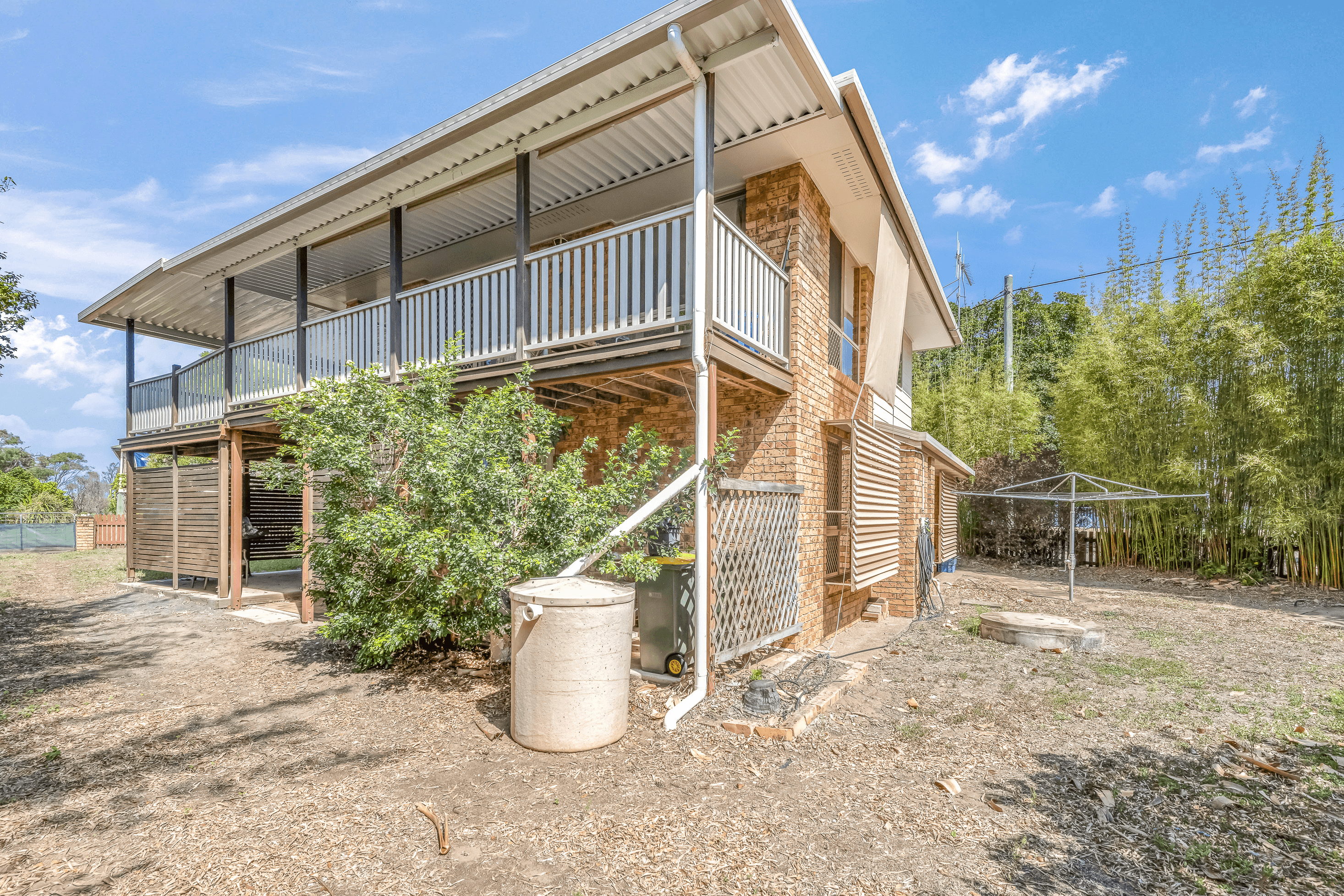 15 Lassig St, Moore Park Beach, QLD 4670