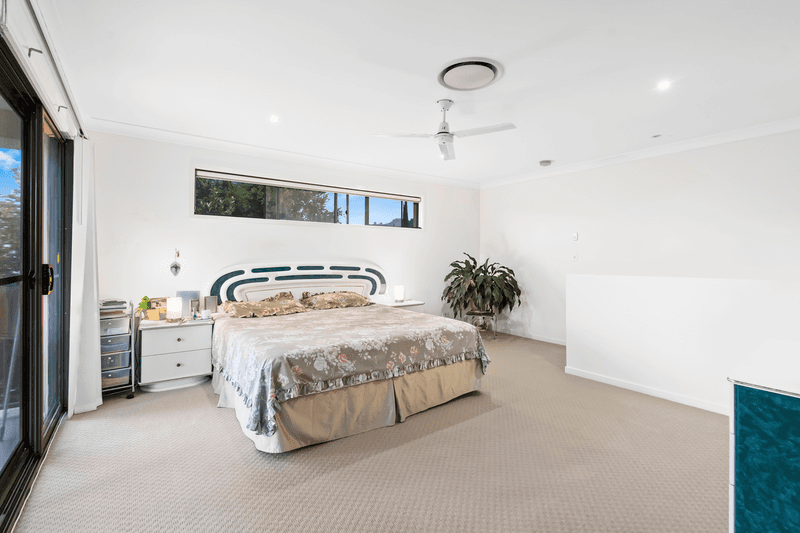 9 Grampian Court, REEDY CREEK, QLD 4227