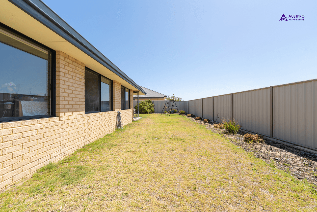 8 Gantheaume Parade, Secret Harbour, WA 6173
