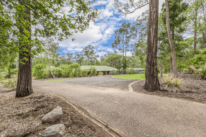 107 Velvet Street, PINE MOUNTAIN, QLD 4306