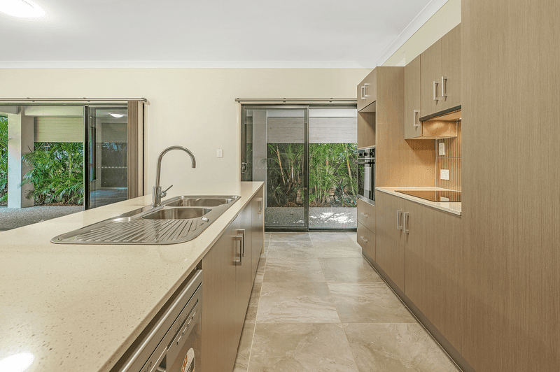 16 Jackson Ridge Road, UPPER COOMERA, QLD 4209