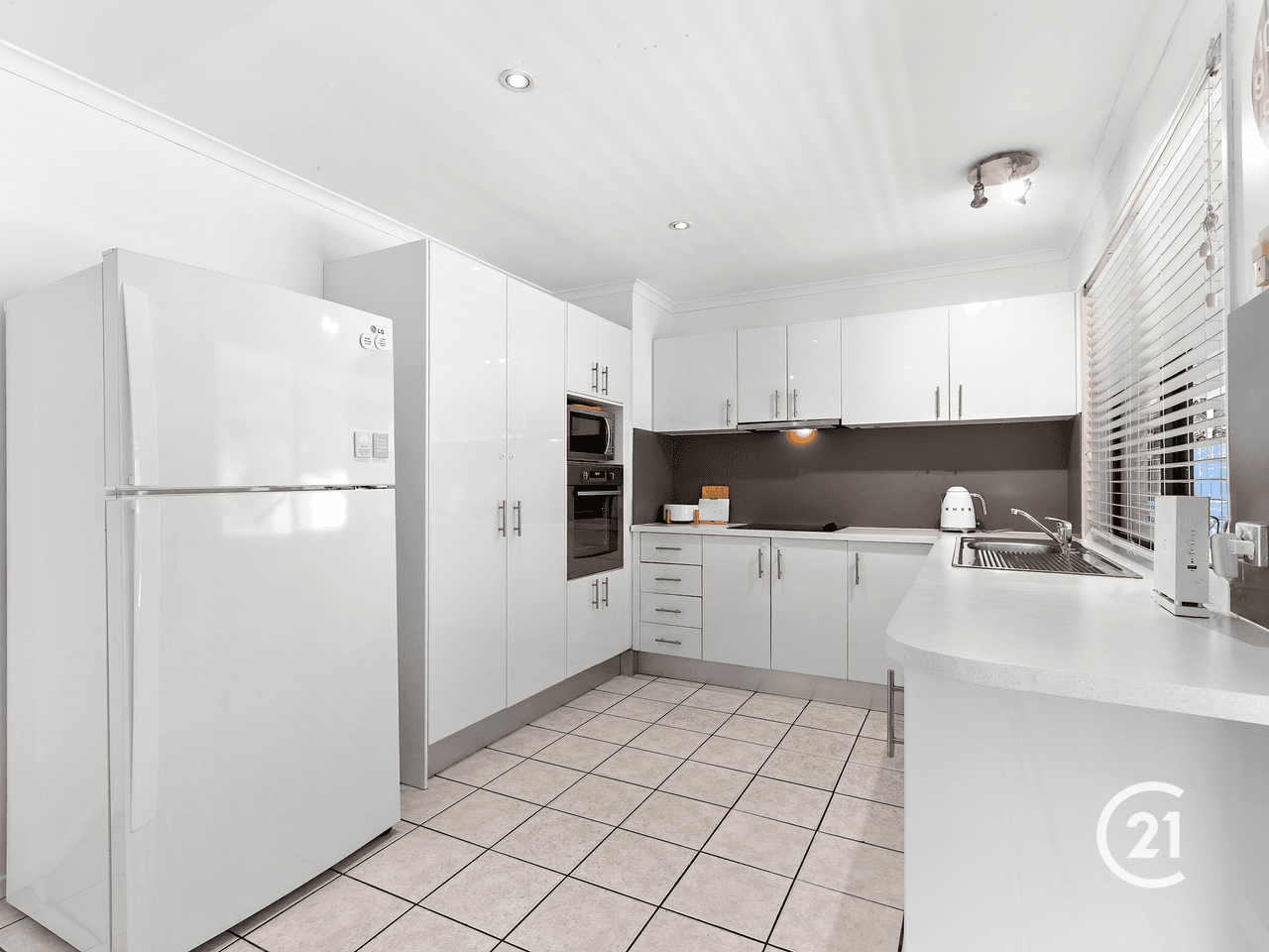 14 June Crescent, Noosaville, QLD 4566