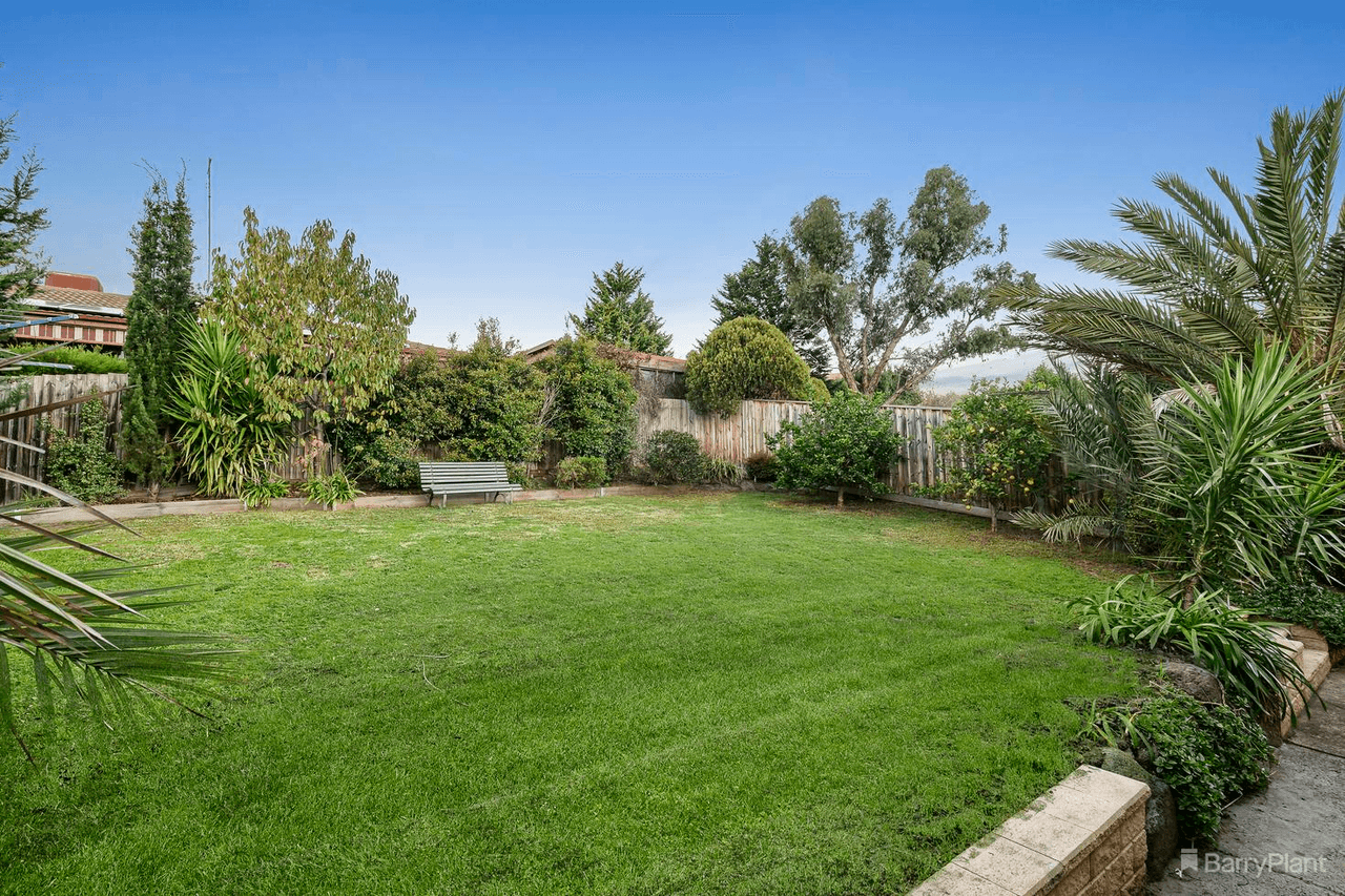 74 Parry Road, ELTHAM NORTH, VIC 3095