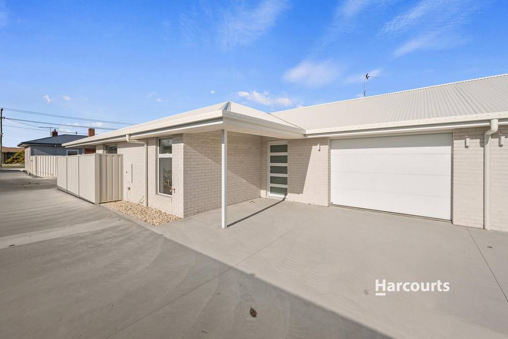 2 & 3/7 Russell Avenue, ULVERSTONE, TAS 7315