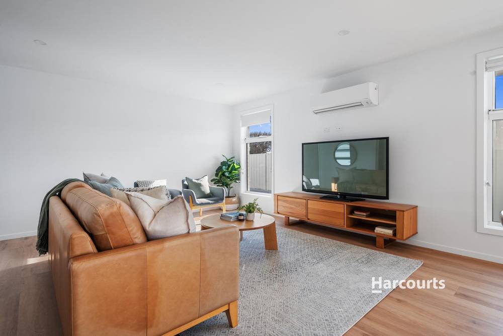 2 & 3/7 Russell Avenue, ULVERSTONE, TAS 7315