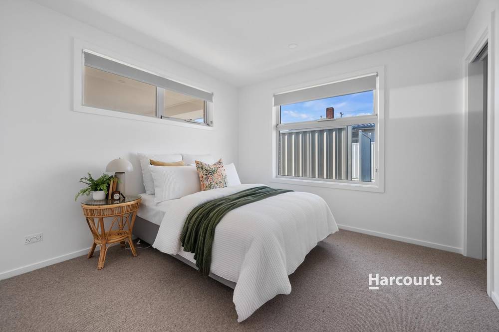 2 & 3/7 Russell Avenue, ULVERSTONE, TAS 7315