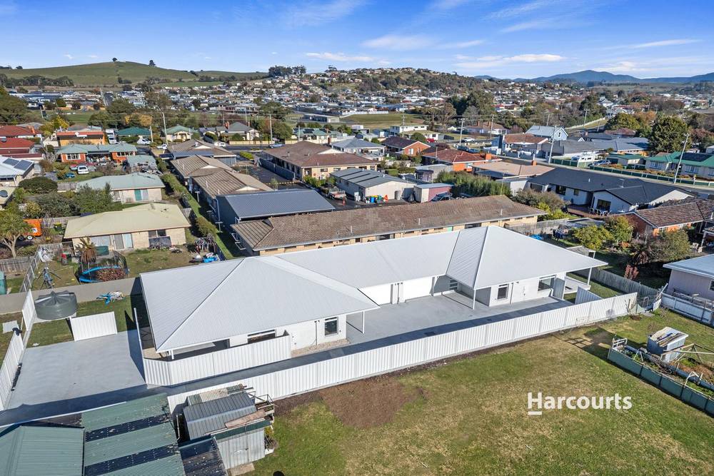 2 & 3/7 Russell Avenue, ULVERSTONE, TAS 7315