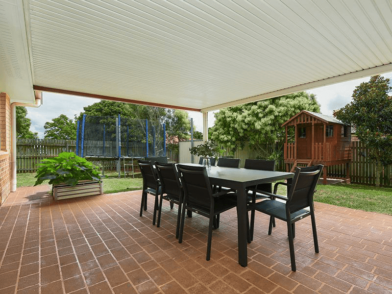 15 Strohfeldt Street, Middle Ridge, QLD 4350