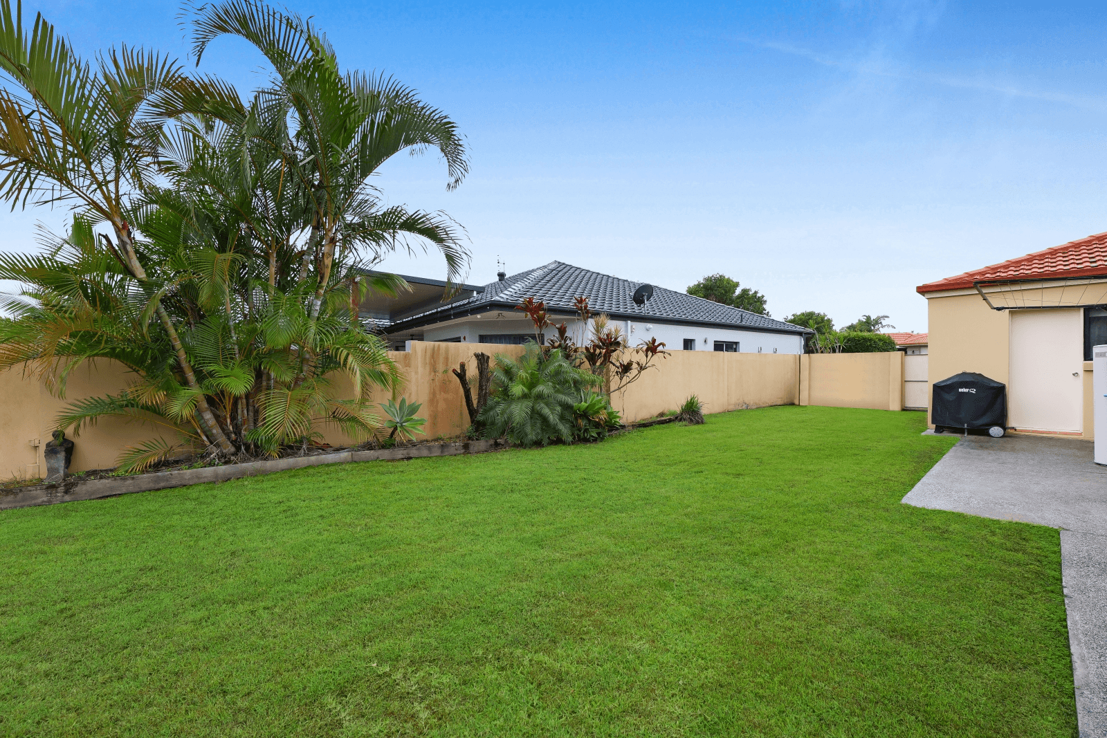 4 Fitzalan Circuit, ARUNDEL, QLD 4214