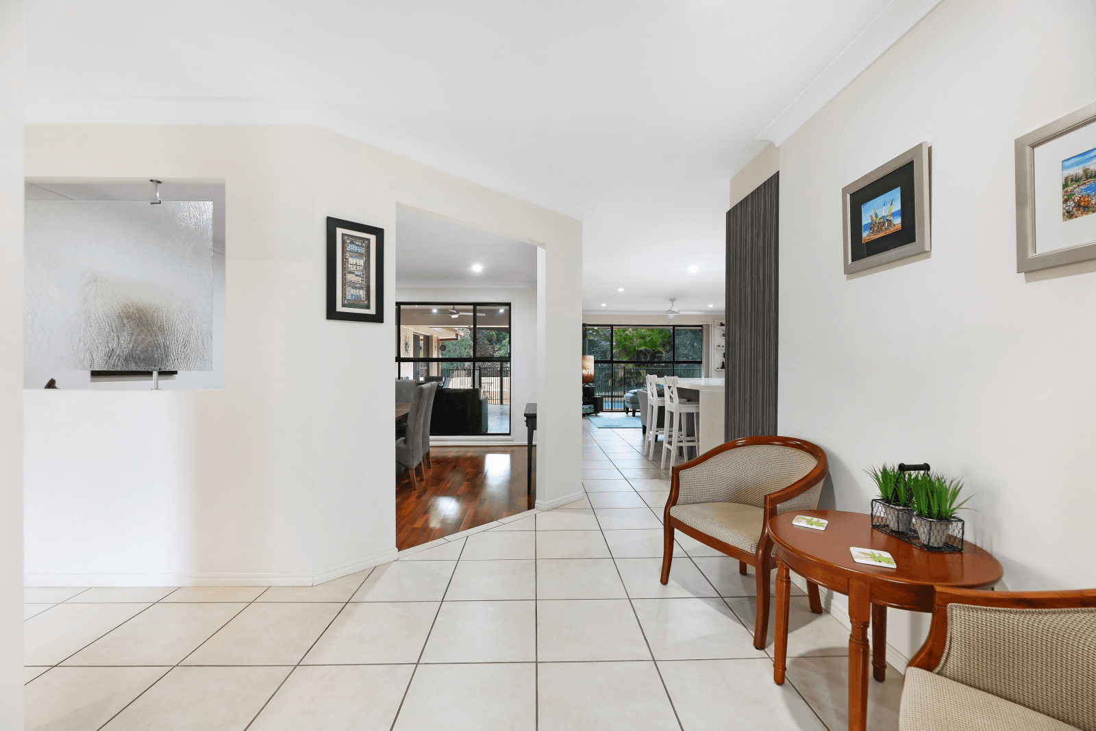 4 Fitzalan Circuit, ARUNDEL, QLD 4214