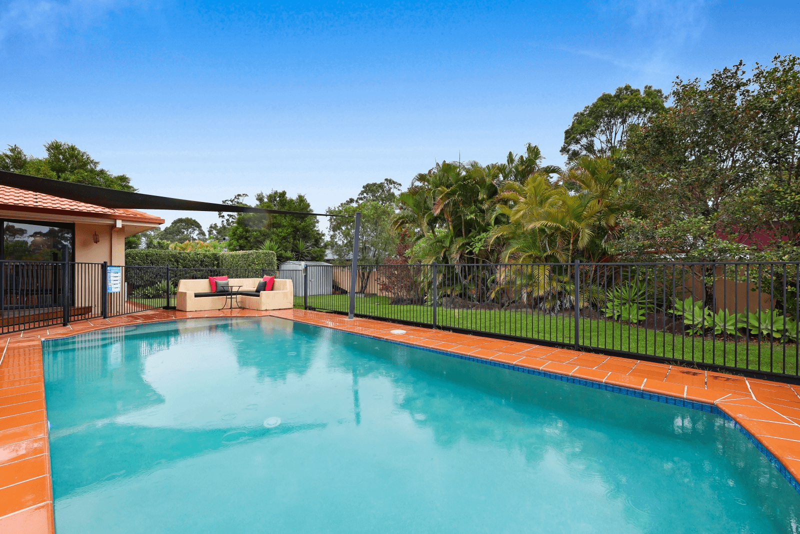 4 Fitzalan Circuit, ARUNDEL, QLD 4214