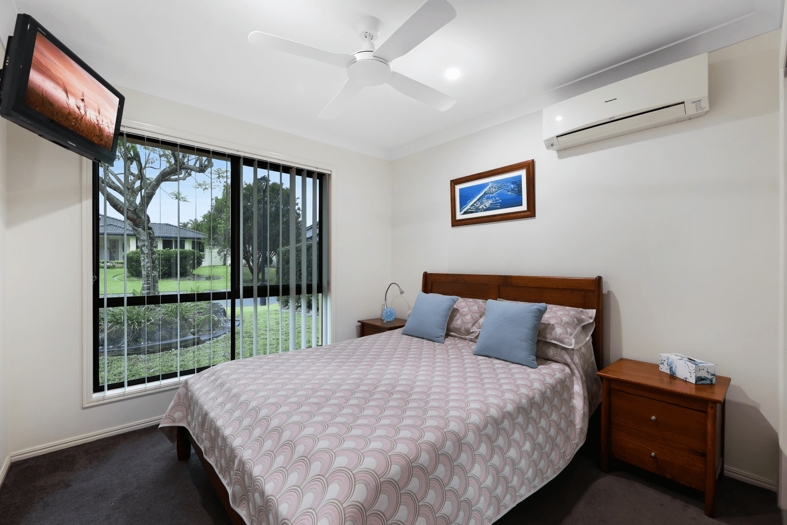 4 Fitzalan Circuit, ARUNDEL, QLD 4214