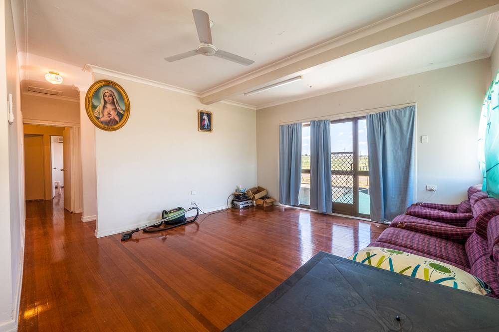 4 Waters Road, KENTVILLE, QLD 4341