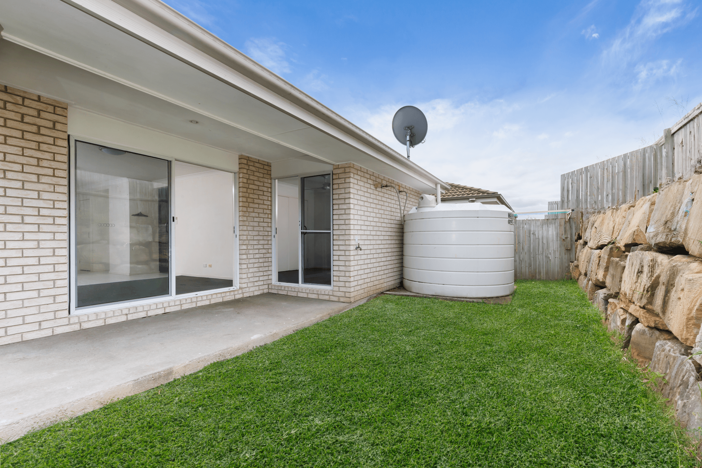 86 Huntley Crescent, REDBANK PLAINS, QLD 4301