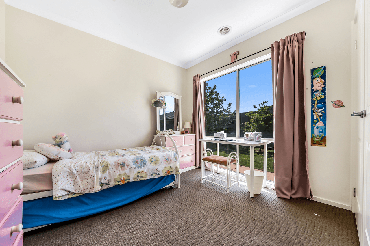 69 Datura Avenue, CRANBOURNE NORTH, VIC 3977