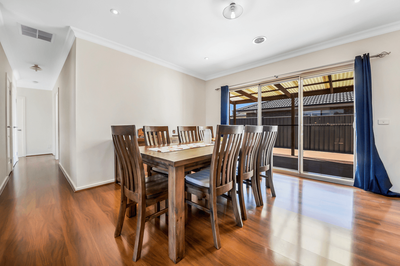 69 Datura Avenue, CRANBOURNE NORTH, VIC 3977