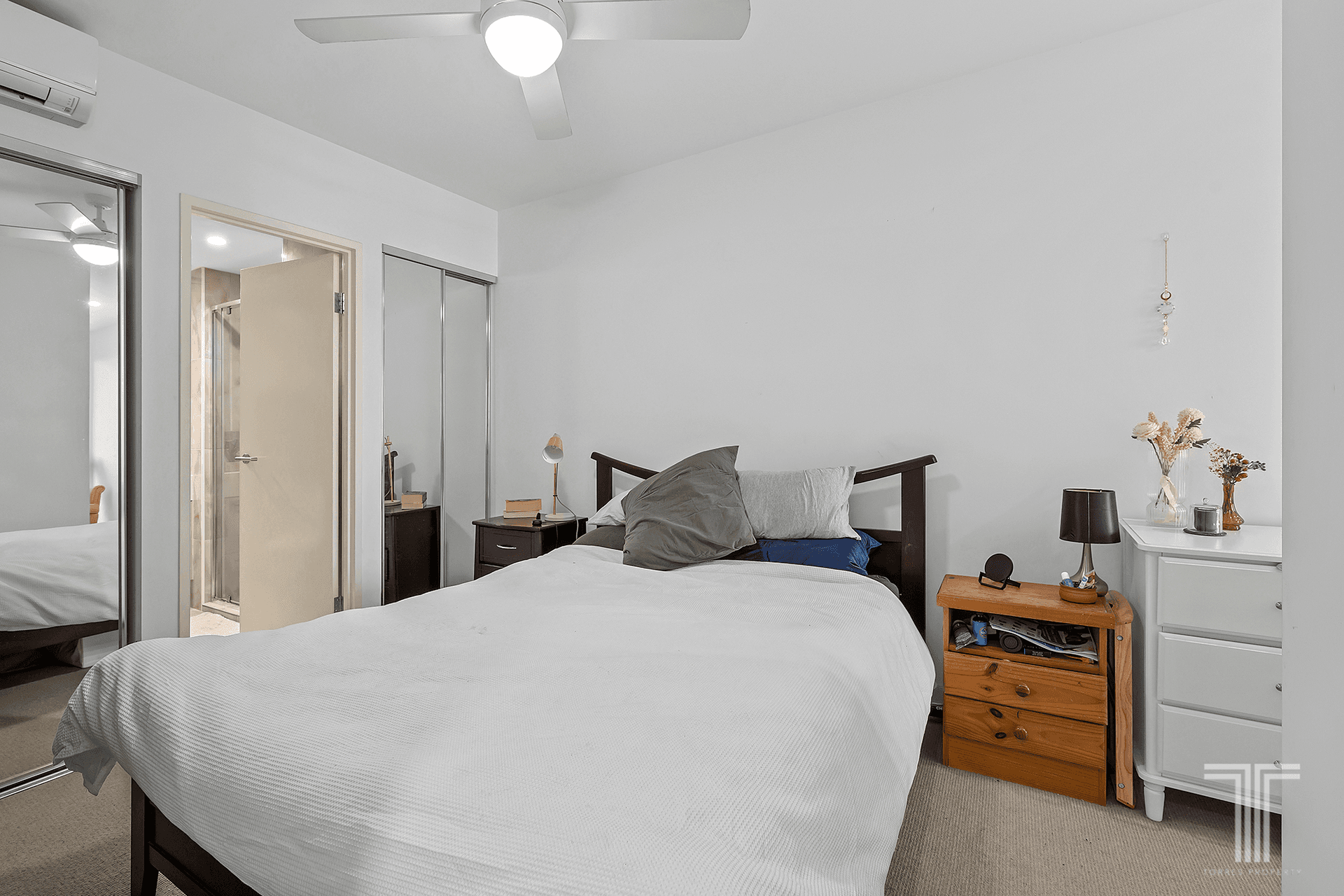 302/70-74 Carl Street, Woolloongabba, QLD 4102