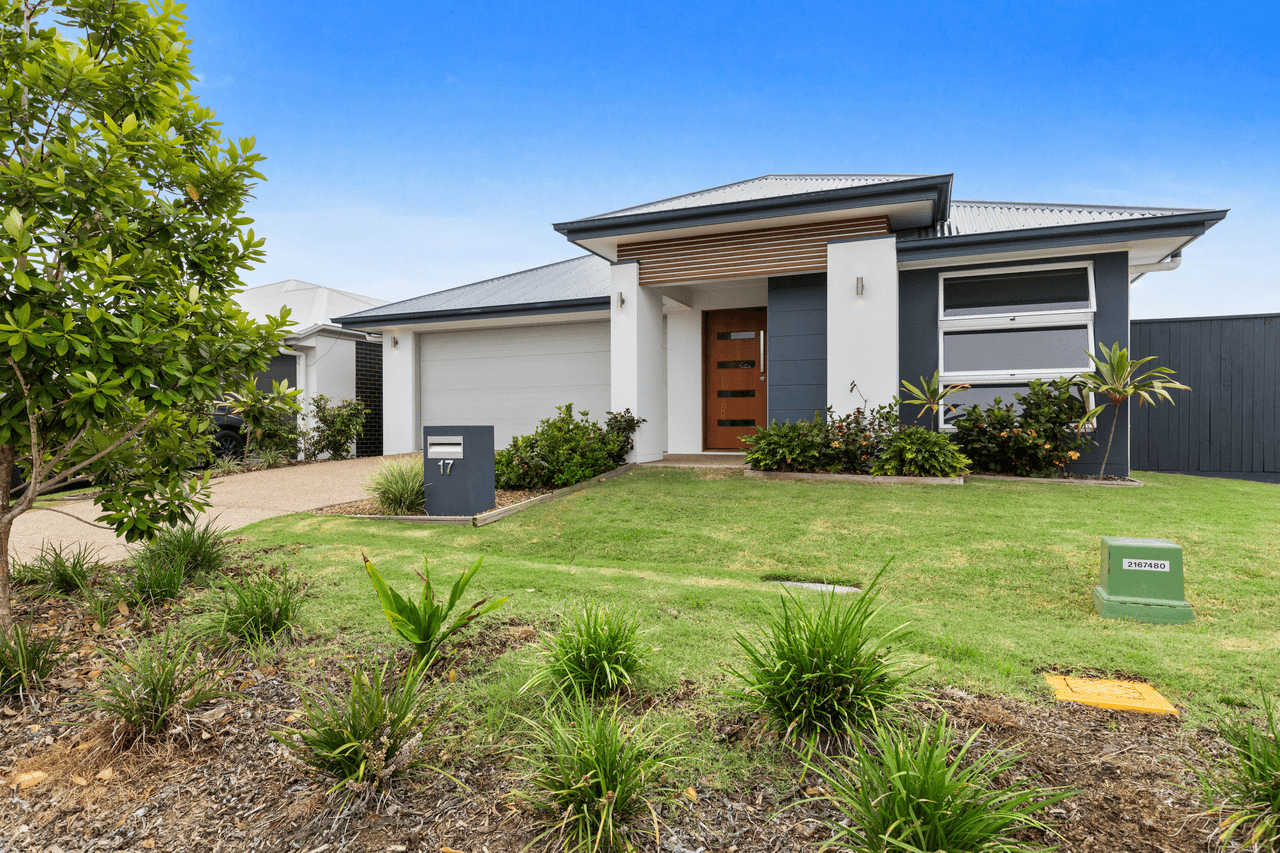 17 Piper Street, PALMVIEW, QLD 4553