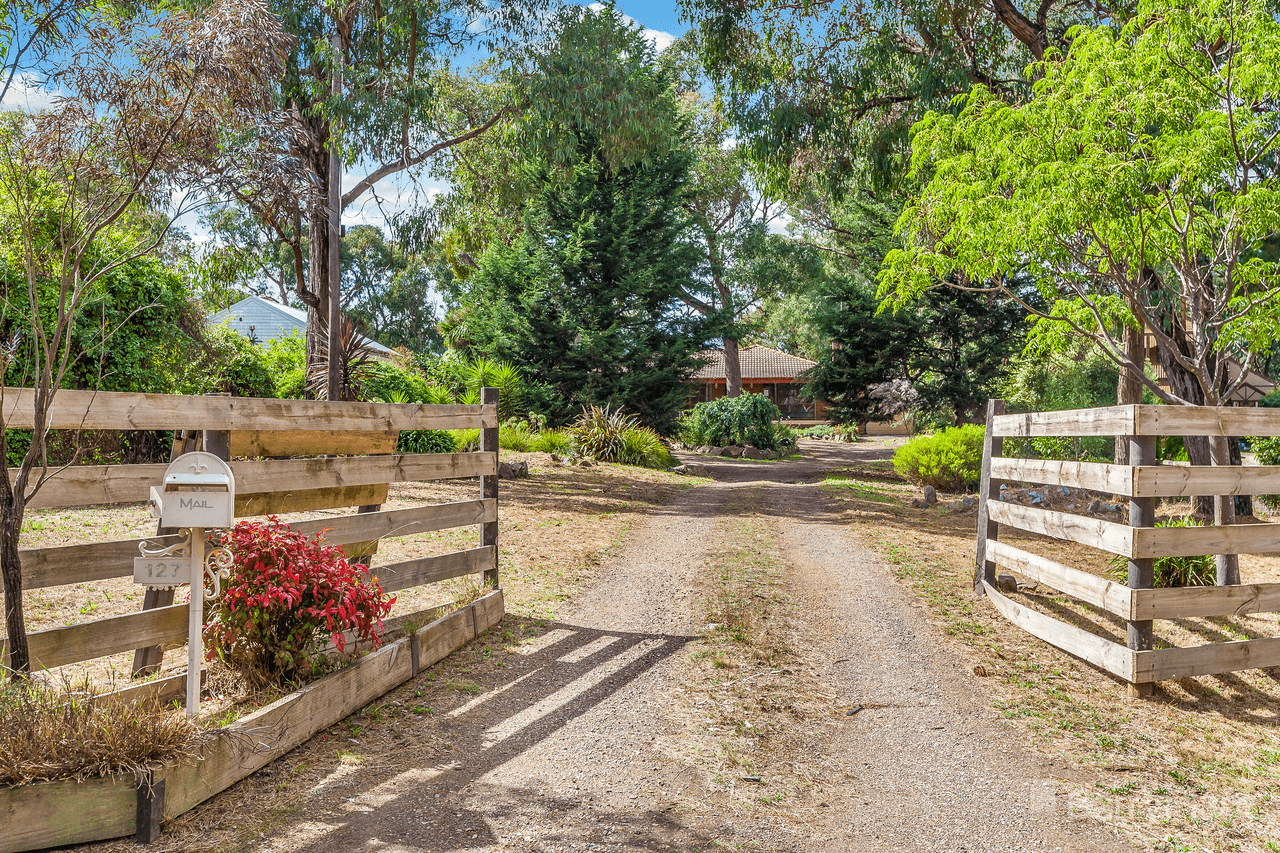 127 Rail Street, HEATHCOTE JUNCTION, VIC 3758