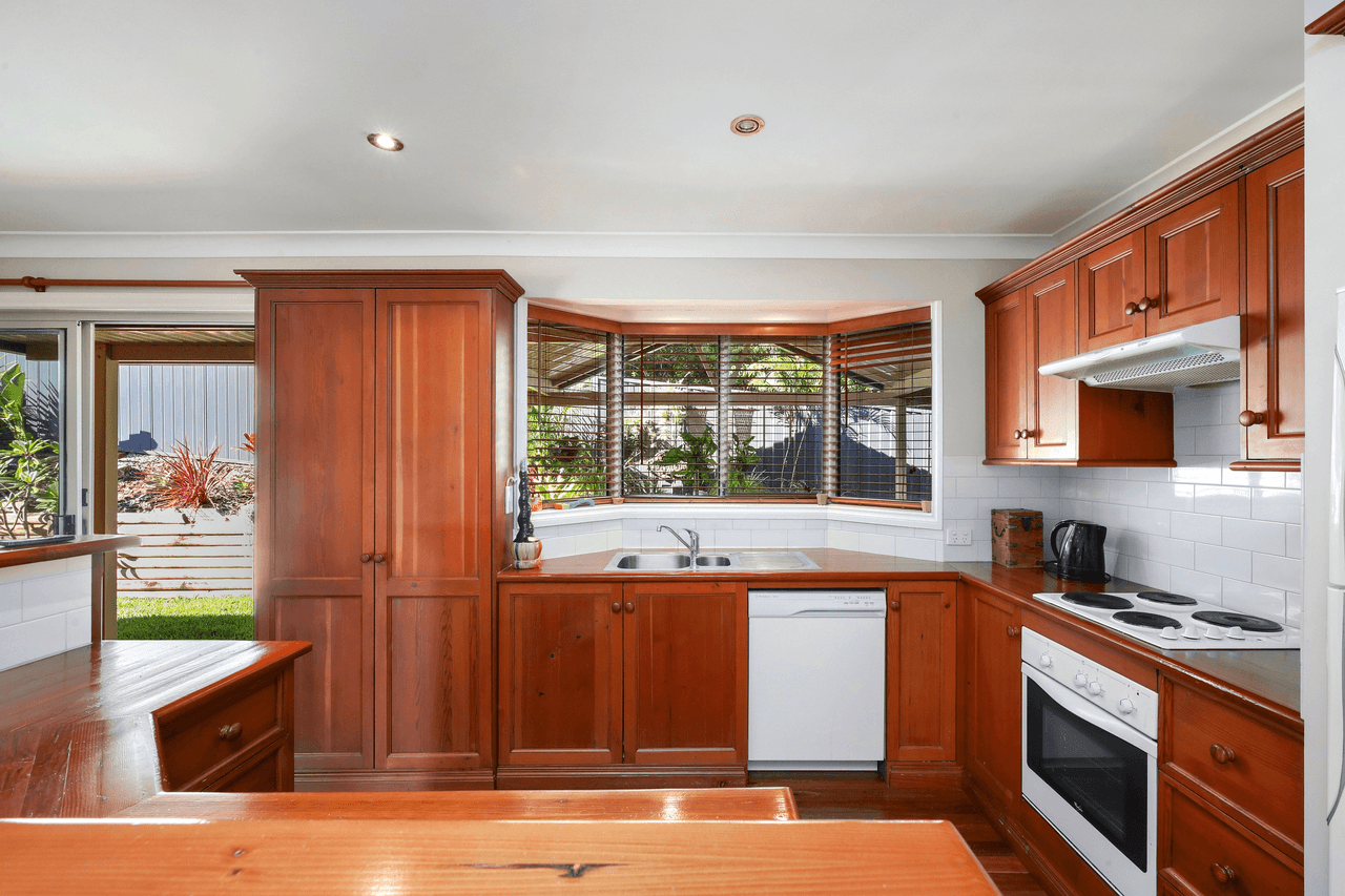 2/7 Sacha Terrace, TERRIGAL, NSW 2260