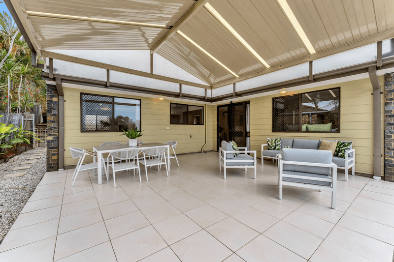 27 Gilford Crescent, ALBANY CREEK, QLD 4035