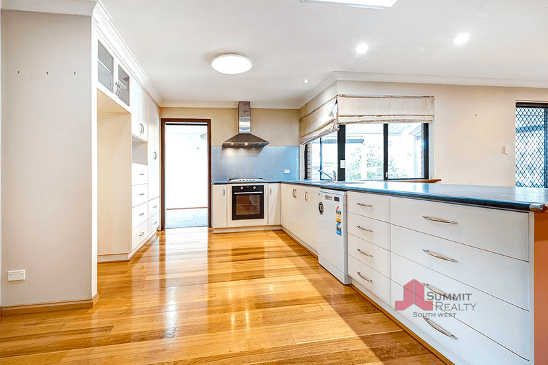 55 Hoylake Avenue, South Bunbury, WA 6230