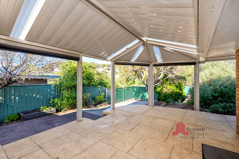 55 Hoylake Avenue, South Bunbury, WA 6230