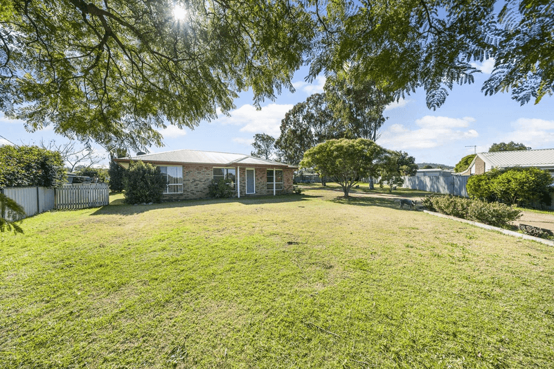 19 Handley Drive, WESTBROOK, QLD 4350