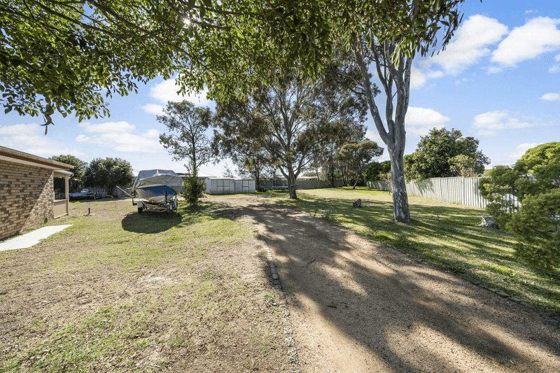 19 Handley Drive, WESTBROOK, QLD 4350